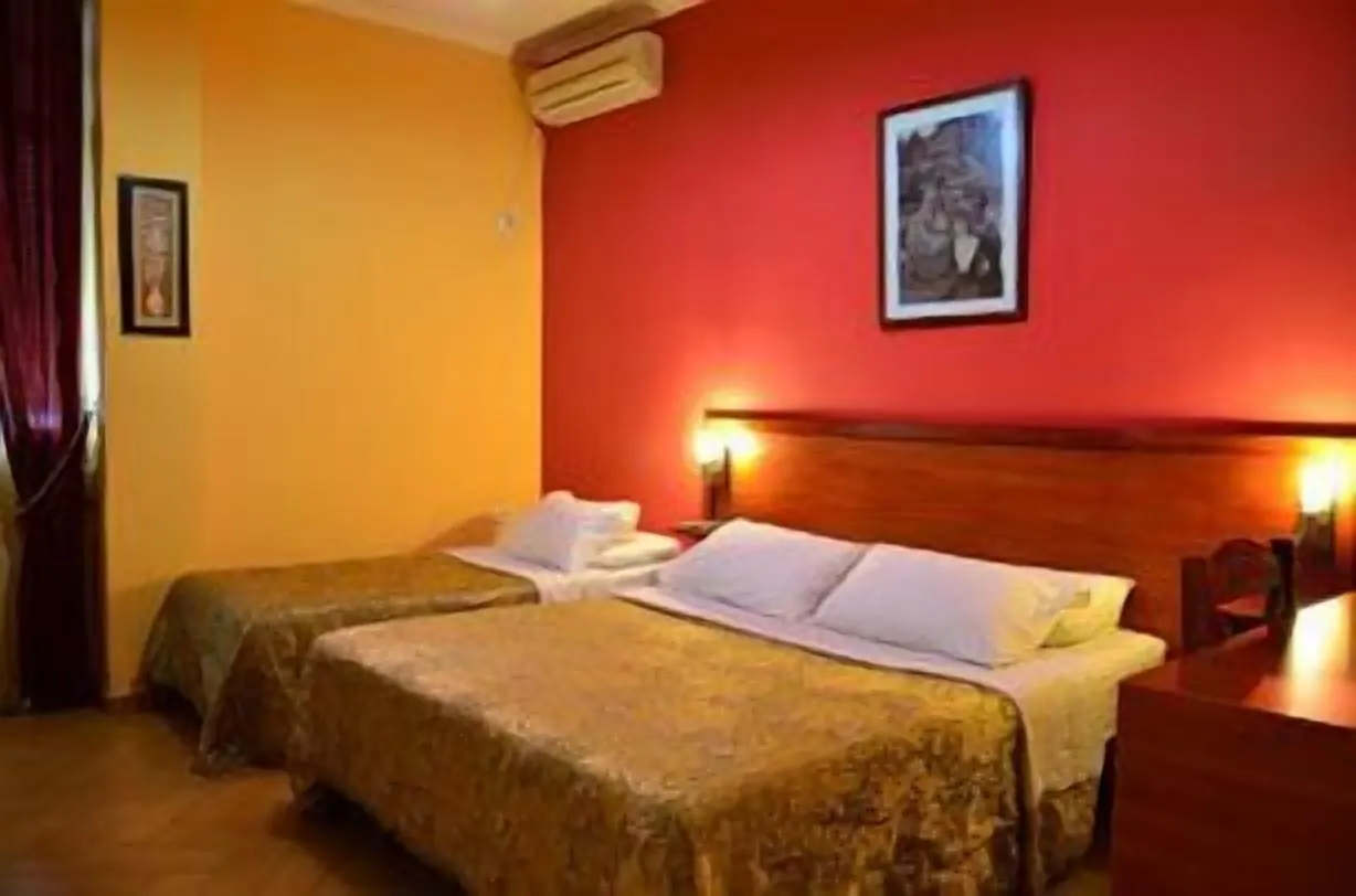 Hotel Nobel Tiran
